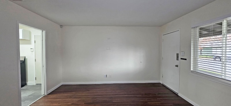 Building Photo - 1930 Hemlock St