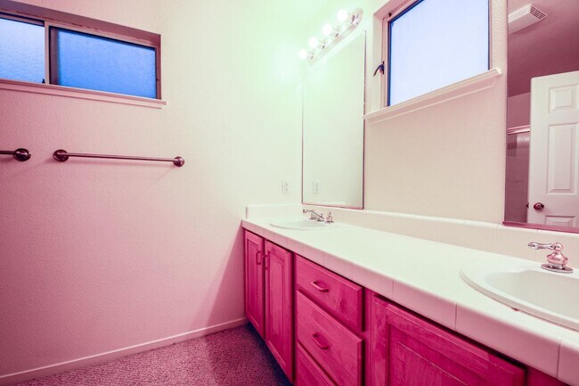 Building Photo - 106 Concord Cir