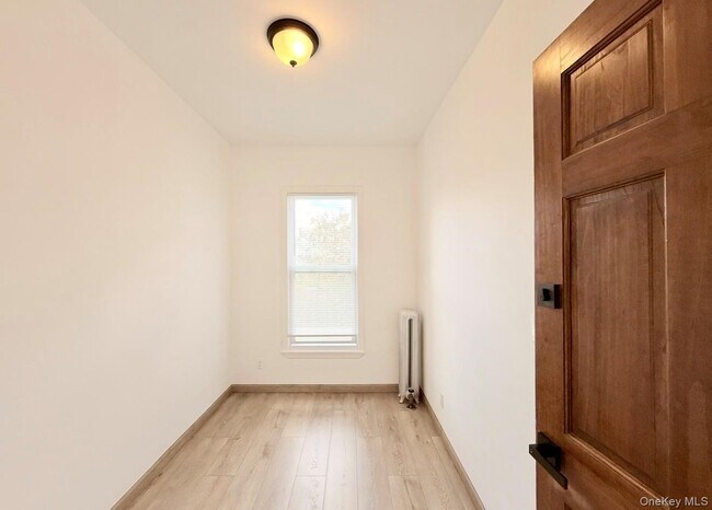 Building Photo - 78-48 85th St