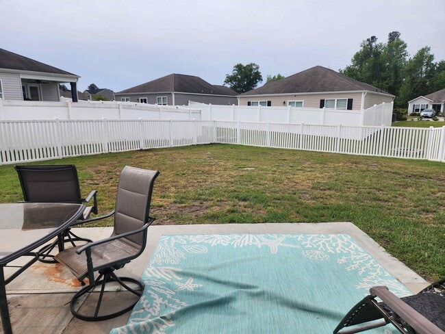 Building Photo - 1300 Arbor Ct