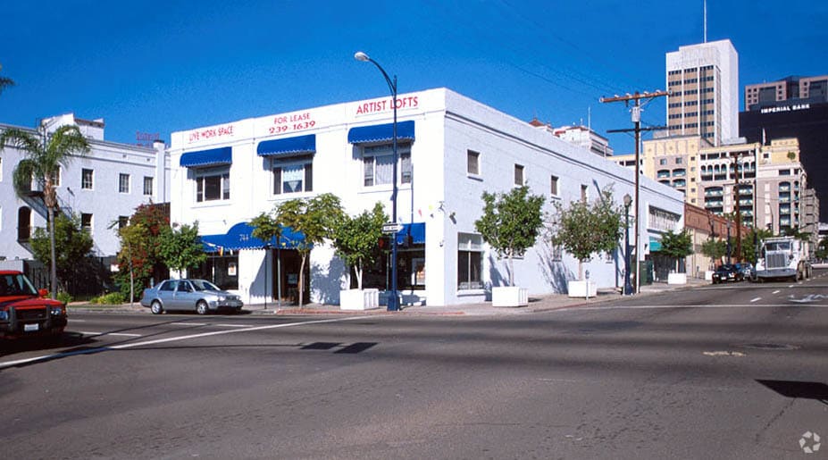 Building Photo - 744 G St