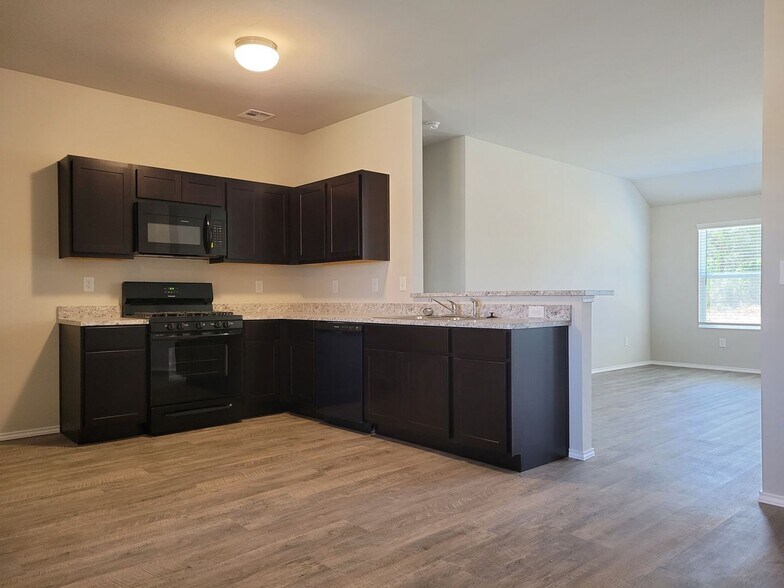 Building Photo - 21242 Winding Brook