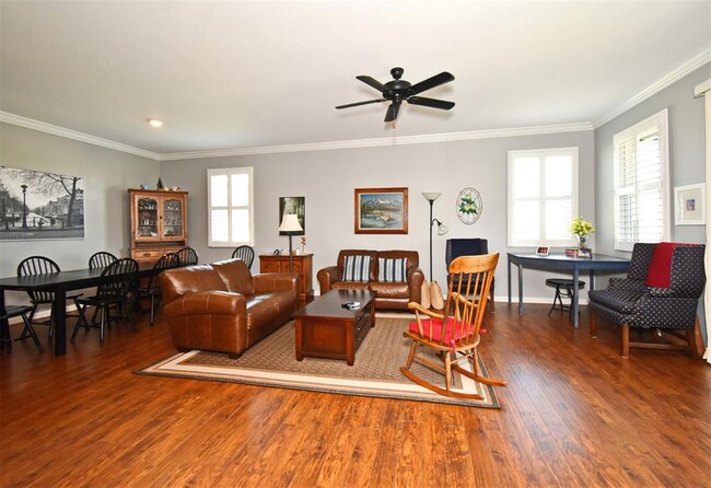 Building Photo - 11235 Wishing Well Ln