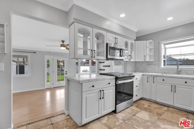 Building Photo - 17316 Wilkie Ave