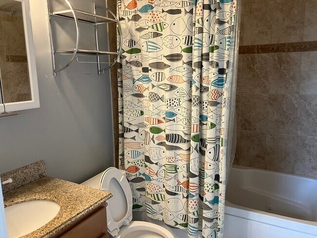 Building Photo - 215 Harvard St