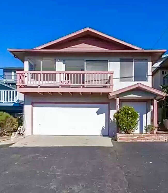 Building Photo - 3133 Ocean Blvd