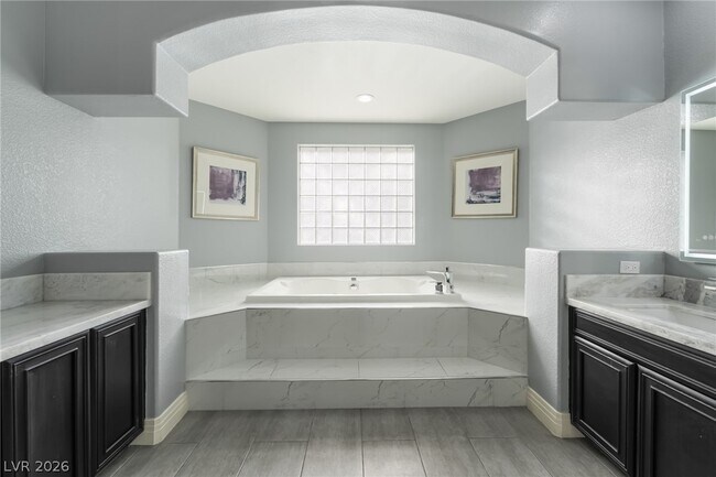 Building Photo - 2131 Alexa Breanne Ct