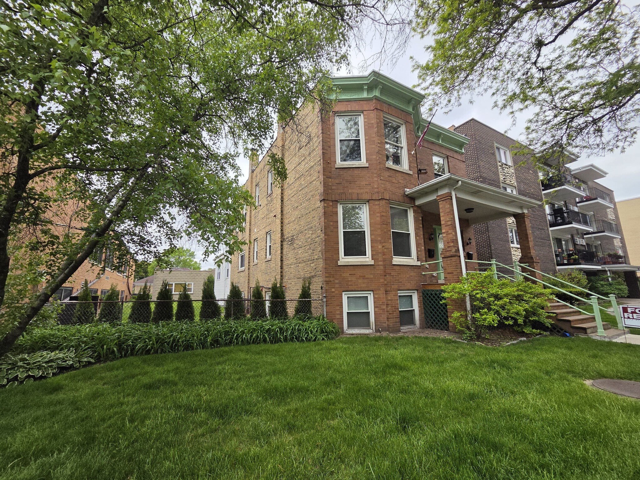 Building Photo - 5207 Galitz St
