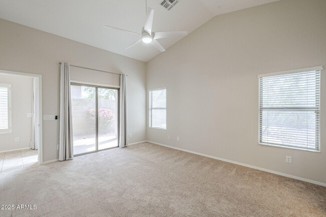 Building Photo - 40035 N Patriot Way