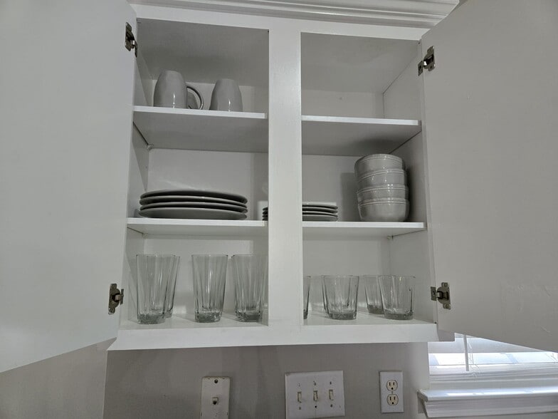 Building Photo - 12140 Old Willow Rd