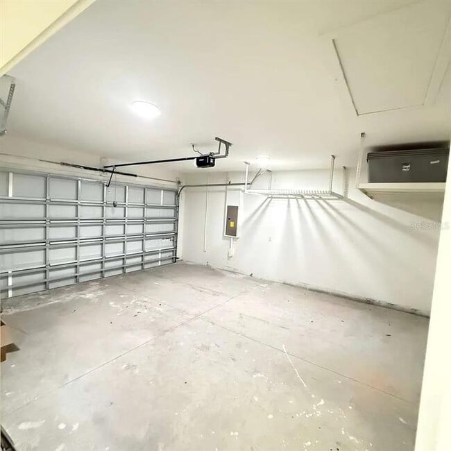 Building Photo - 13277 Center Ave