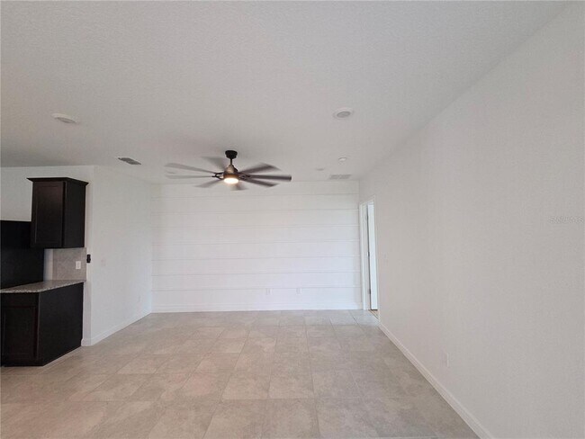 Building Photo - 2130 Bur Oak Blvd