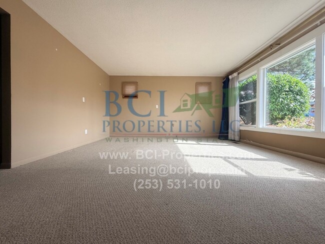 Building Photo - Beautiful Charming 2 bedroom house in North End Tacoma