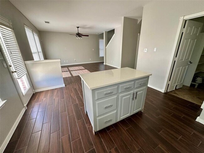 Building Photo - 14601 Ballycastle Trail