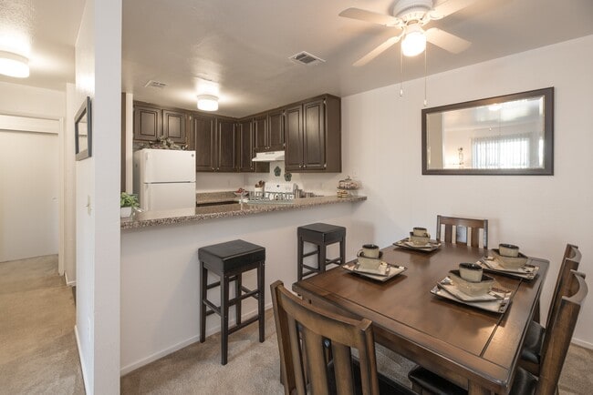 1x1 634 sq. ft. - Sierra Glen