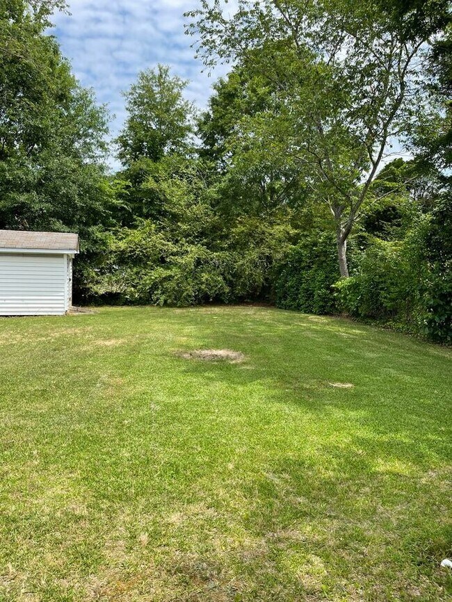 Building Photo - Beautiful 1 bedroom 1 bath duplex in Kannapolis