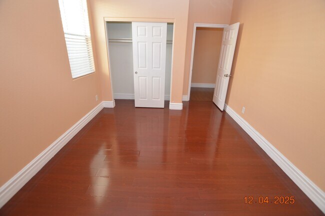 Building Photo - 638 Harvester Course Dr