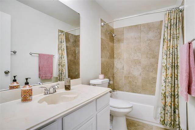 Building Photo - 1602 Stoneway Dr