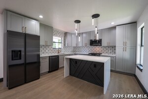 Building Photo - 427 Laramie Dr