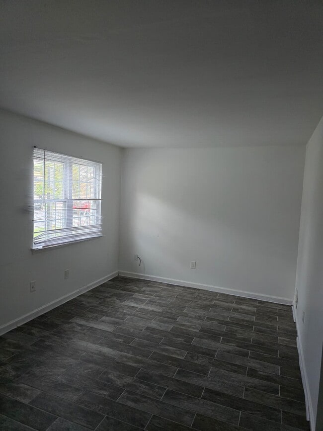 Building Photo - 31A Franklin Ln