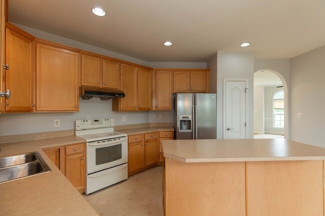 Building Photo - 391 Sheerer Dr