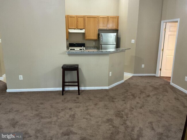 Building Photo - 2054 Hunting Ridge Dr