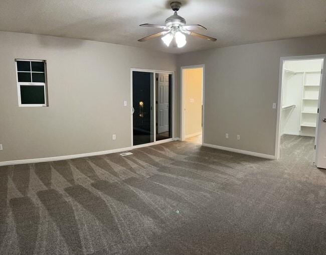 Building Photo - 273 W 680 N