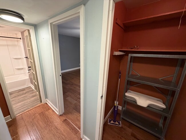 Building Photo - 4000 Gypsy Ln