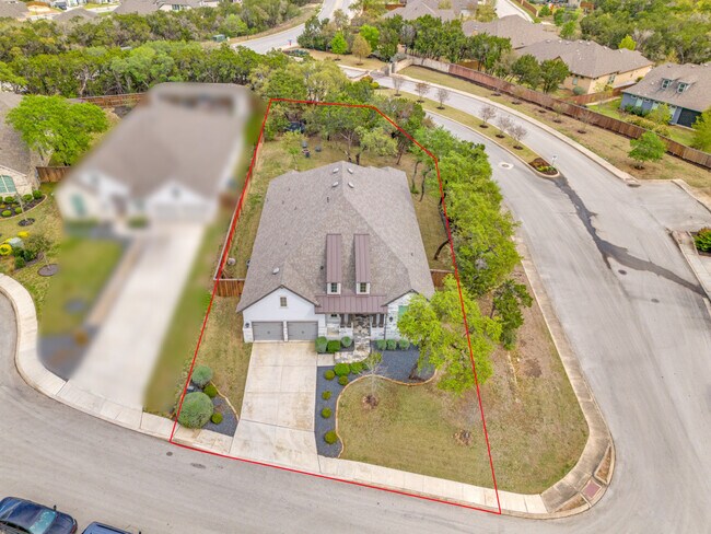 Building Photo - 24502 Emilia Way