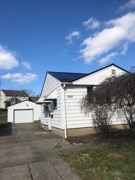 Building Photo - 1432 Youll St