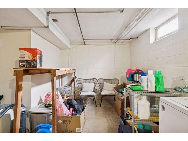 Building Photo - 3513 Emerson Ave S