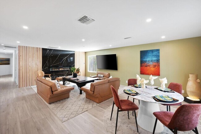 Building Photo - 2380 N Leonard Rd