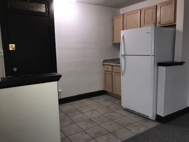Building Photo - Martin Apartments
