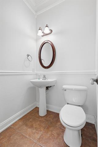 Building Photo - 8604 Naomi St