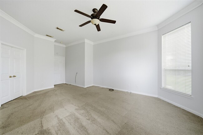 Building Photo - 5531 Cranston Ct