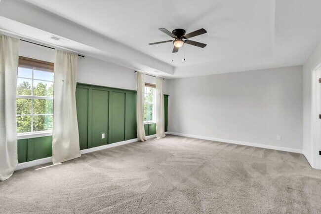 Building Photo - Charming 4-Bed Retreat with Fireplace – Spacious 2631 Sq Ft in Easley, SC, Zoned for Wren Schools