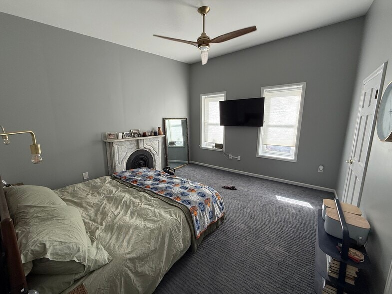 Building Photo - 227 Jay St