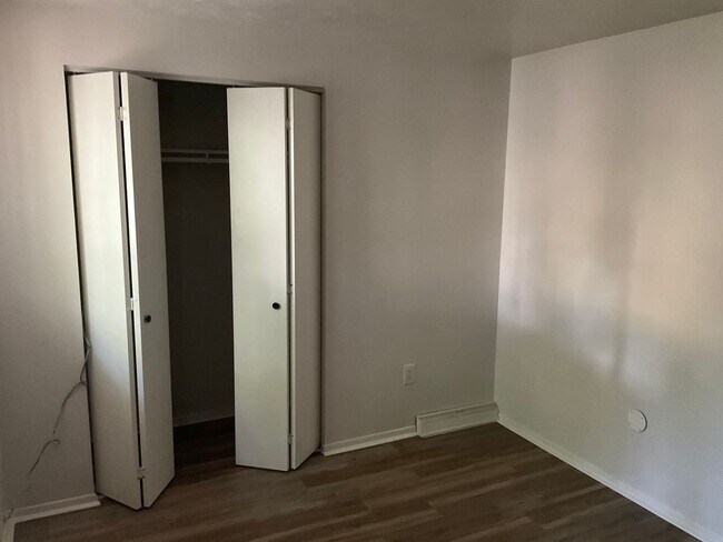 Building Photo - 3 Bed 2 Bath- Cannonsburg PA
