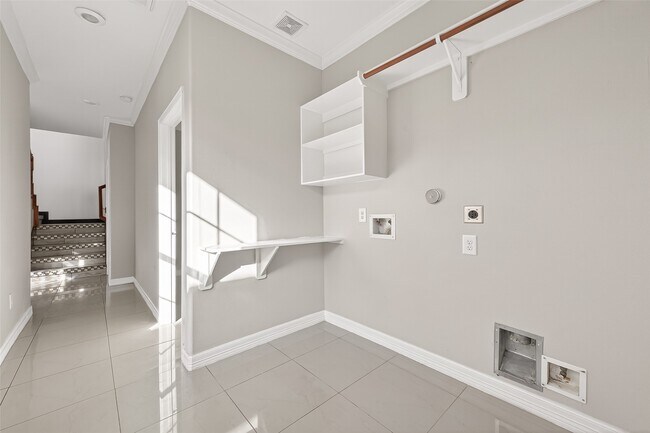 Building Photo - 24518 FM 1462