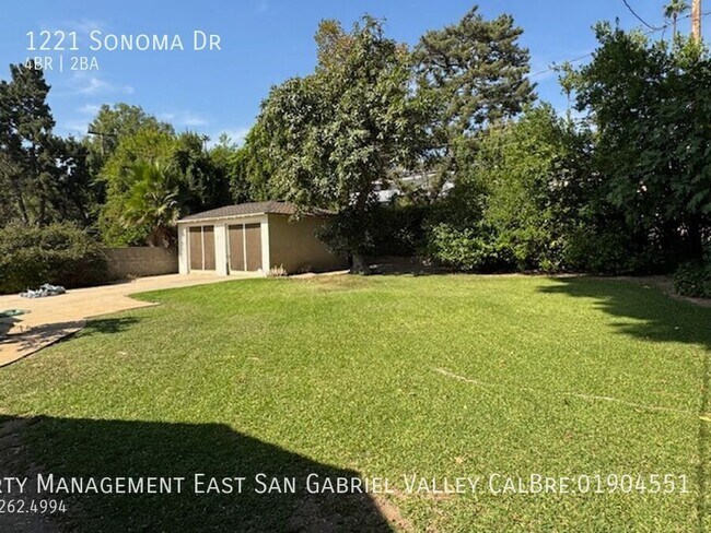 Building Photo - 1221 Sonoma Dr