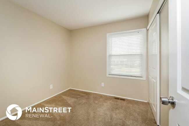 Building Photo - 1801 Atmore Dr