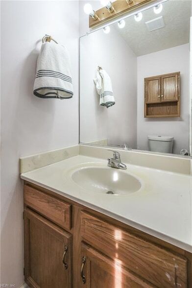 Building Photo - 1628 Angel Ct