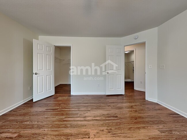 Building Photo - 1067 Carrington Pl