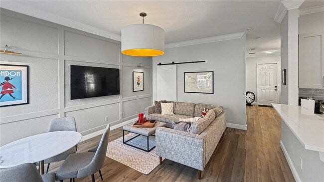 Building Photo - 6673 Helmsley Cir