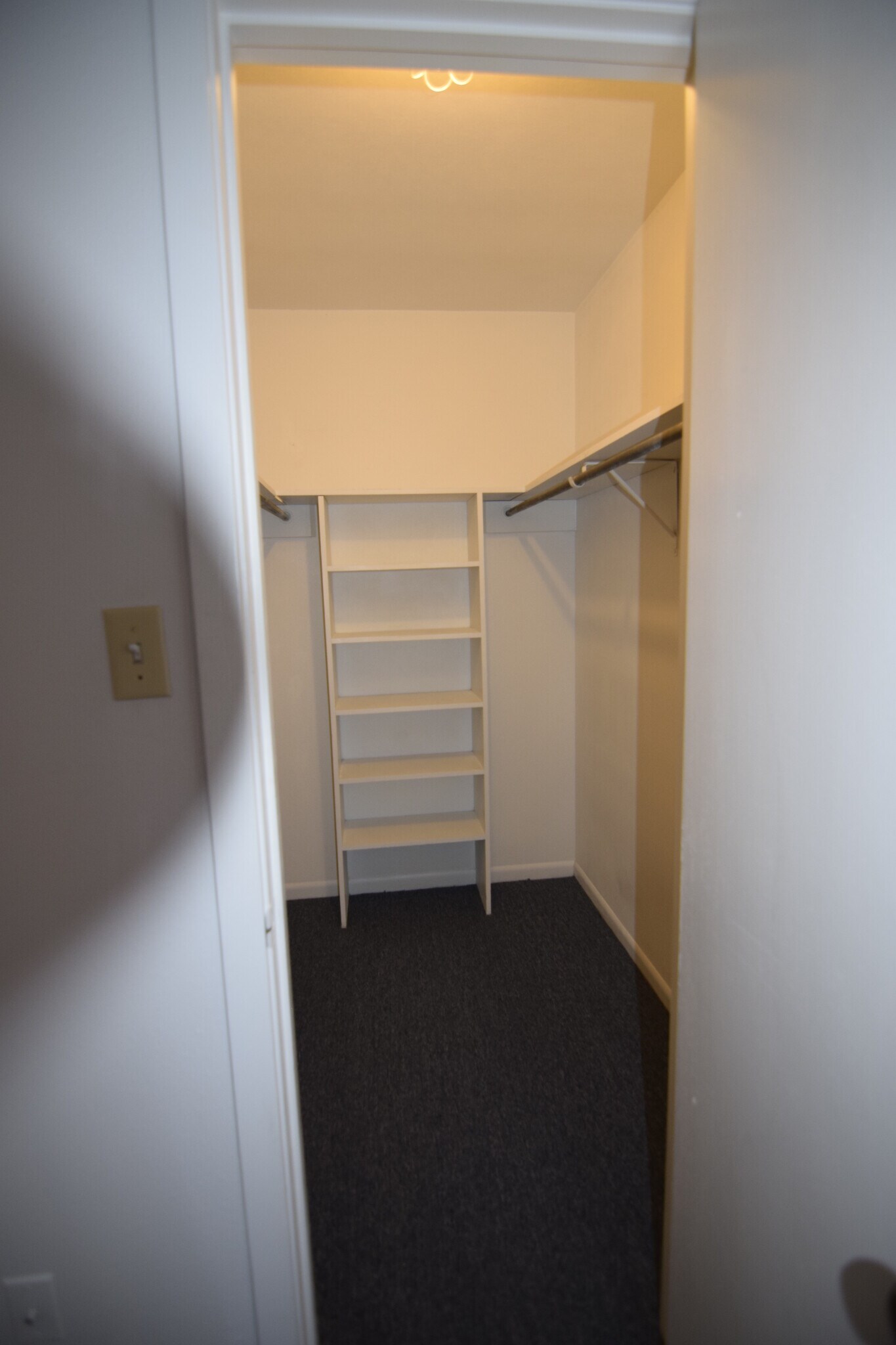 walk in closet in master - 1126 Hollow Creek Dr
