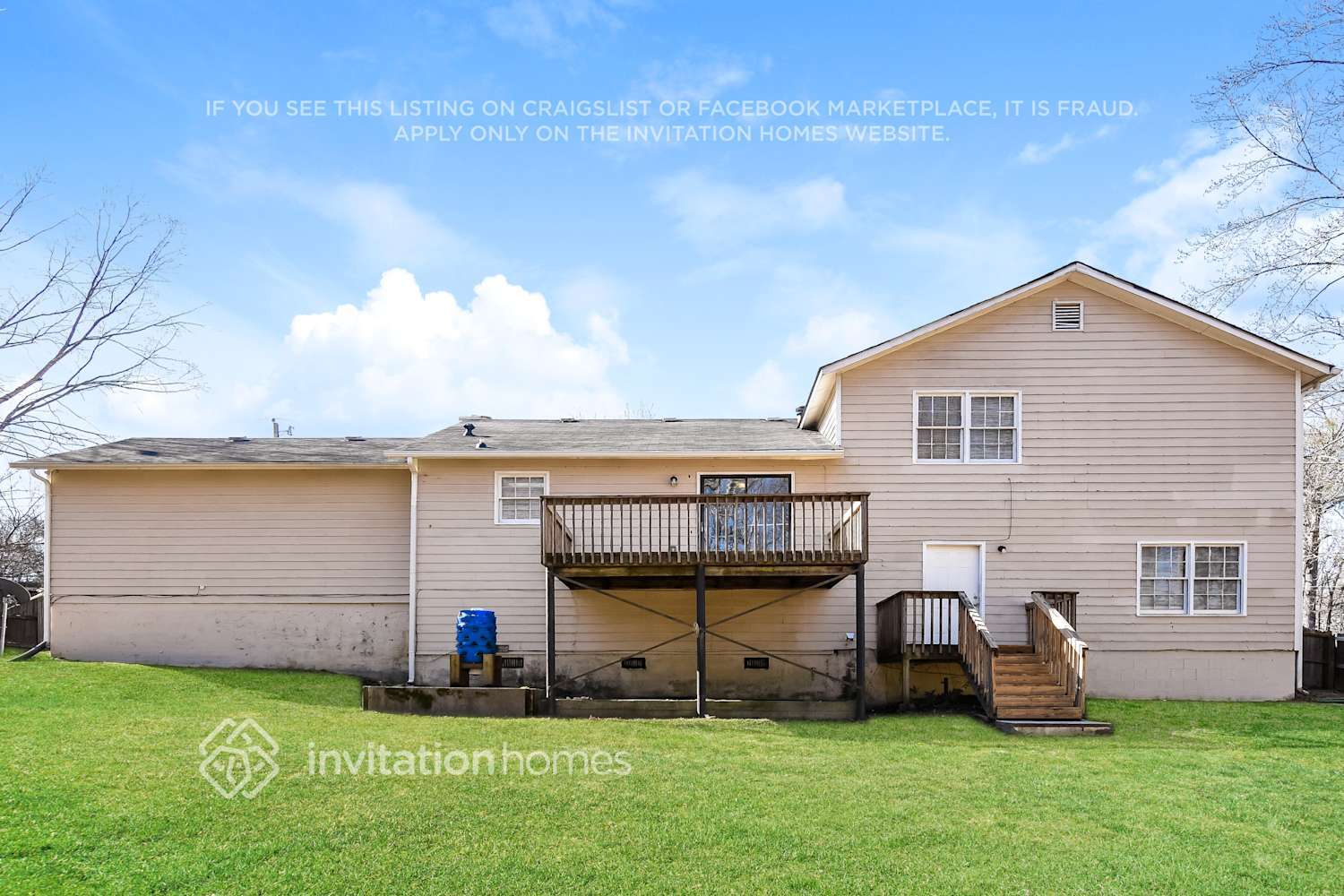 Building Photo - 2455 Danver Ln