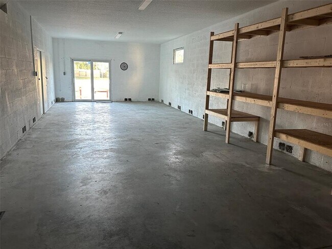 Building Photo - 7119 Fair Ln