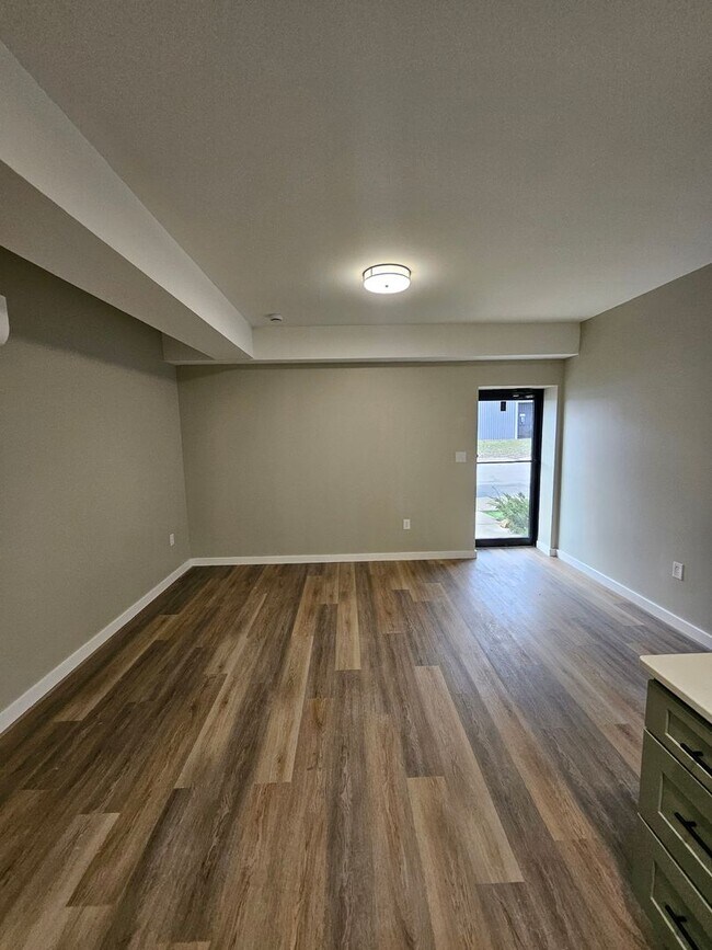 Building Photo - Brand new 1 bed apartment