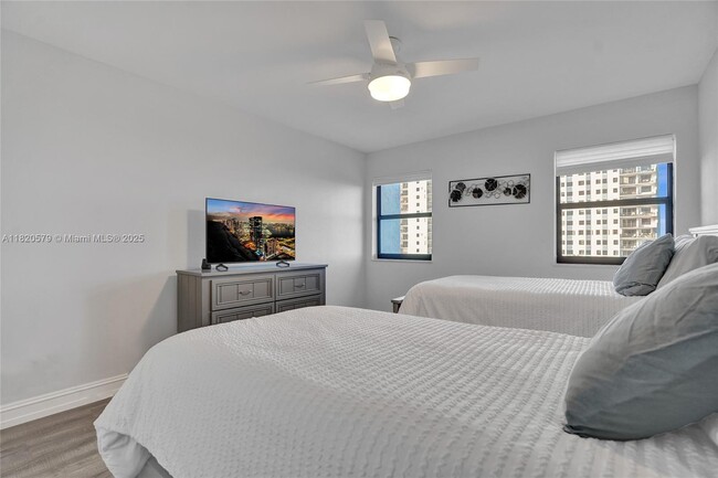 Building Photo - 1201 S Ocean Dr