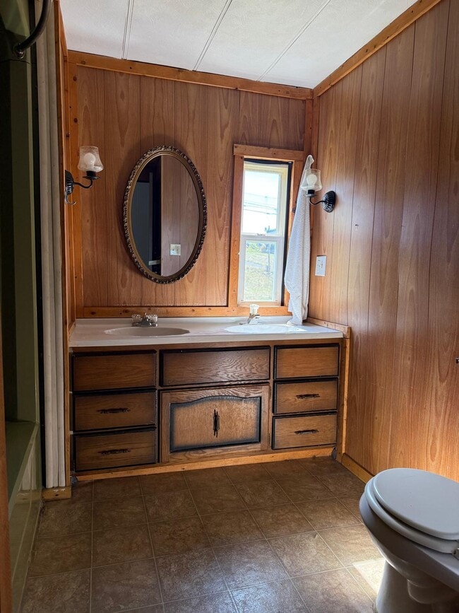 Building Photo - 32387 State Rte 3